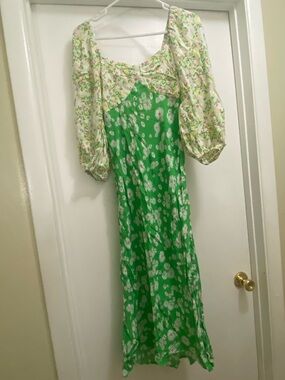 RIXO Green and Cream Floral Midi Dress with Puff Sleeves